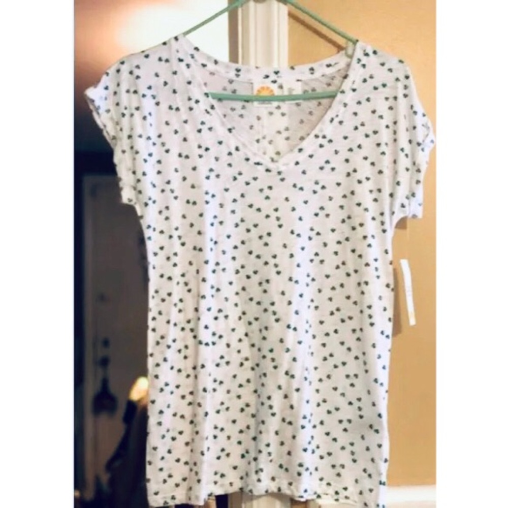☘️NWT C & C California Bright White and Kelly Green Mini Shamrocks Tee, Sz. S☘️